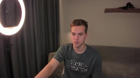 Snapshot of dr_your_dream chatting on September 19, 2025, 8:31 pm Mervin online show from September 19, 2025, 8:31 pm