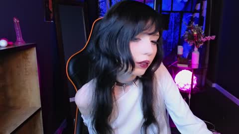 Snapshot of draculaura_ chatting on January 29, 2025, 3:37 pm Draculaura online show from January 29, 2025, 3:37 pm