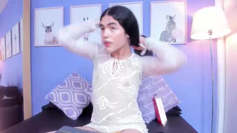 drag_lopera online show from September 26, 2025, 12:31 pm