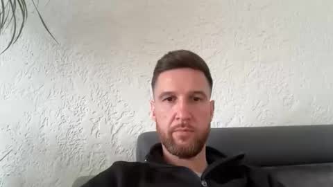 Snapshot of dragomir888888 chatting on April 13, 2026, 12:43 pm dragomir888888 online show from April 13, 2026, 12:43 pm