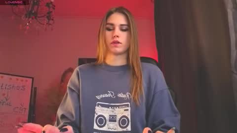 Snapshot of dragon_ink chatting on February 26, 2026, 6:01 am Lisbeth Salander online show from February 26, 2026, 6:01 am