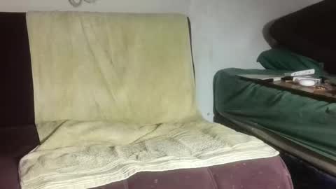 Snapshot of dragonred221 chatting on October 29, 2025, 3:09 am dragonred221 online show from October 29, 2025, 3:09 am