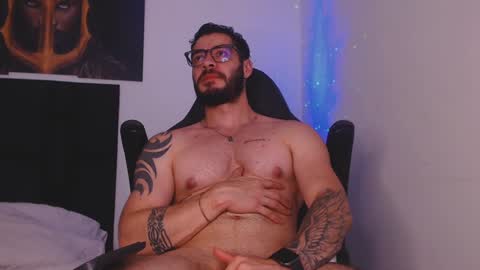 Snapshot of drake_cole11 chatting on December 12, 2024, 2:33 pm drake_cole11 online show from December 12, 2024, 2:33 pm