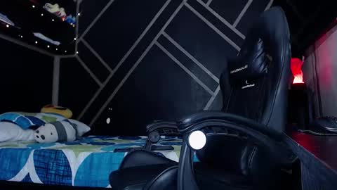 Drake online show from November 9, 2025, 6:12 am