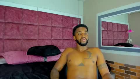 Snapshot of drake_nassir4 chatting on December 6, 2024, 8:37 am ---Drake--- online show from December 6, 2024, 8:37 am