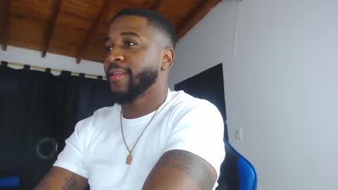 ---Drake--- online show from February 19, 2026, 4:41 am