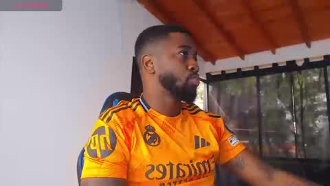 ---Drake--- online show from February 23, 2026, 4:26 pm