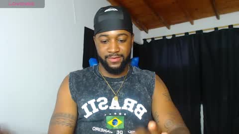Snapshot of drake_nassir4 chatting on May 29, 2026, 6:33 am ---Drake--- online show from May 29, 2026, 6:33 am