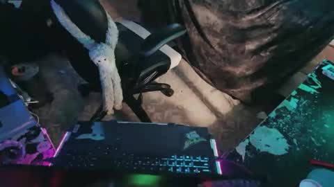 Snapshot of drake_r_darkrose chatting on February 17, 2026, 12:12 pm Drake D Vamp aka Drake DarkRose online show from February 17, 2026, 12:12 pm