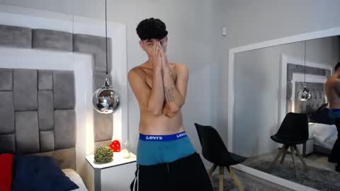 drakecollinss online show from February 18, 2025, 9:20 pm