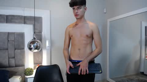 drakecollinss online show from February 19, 2025, 12:25 am