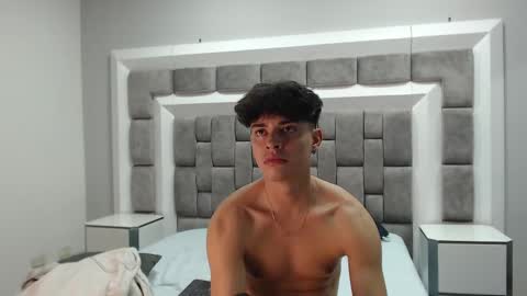 drakecollinss online show from March 7, 2025, 12:48 am