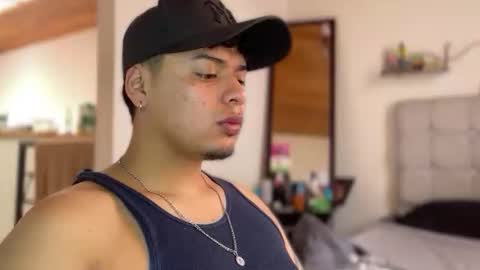 Snapshot of drakenn_ chatting on March 2, 2026, 4:03 pm drakeeee online show from March 2, 2026, 4:03 pm