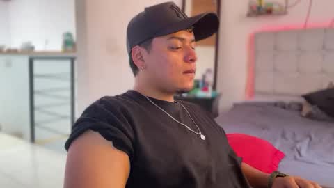 Snapshot of drakenn_ chatting on March 12, 2026, 4:13 pm drakeeee online show from March 12, 2026, 4:13 pm