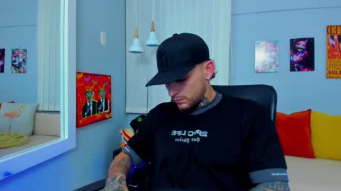 Snapshot of drako_lamar chatting on January 3, 2025, 9:47 pm Drako online show from January 3, 2025, 9:47 pm