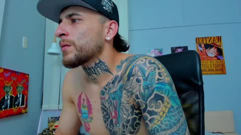 Snapshot of drako_lamar chatting on January 27, 2025, 3:18 pm Drako online show from January 27, 2025, 3:18 pm