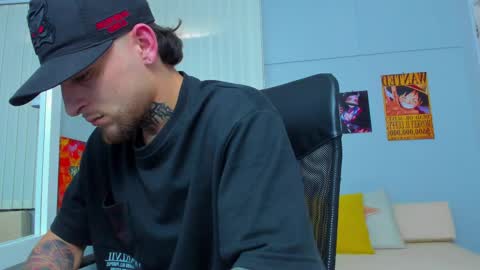 Snapshot of drako_lamar chatting on February 21, 2025, 6:26 pm Drako online show from February 21, 2025, 6:26 pm