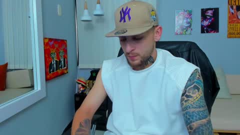 Snapshot of drako_lamar chatting on March 1, 2025, 4:11 pm Drako online show from March 1, 2025, 4:11 pm