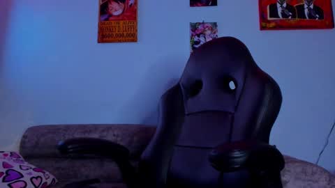 Snapshot of drako_lamar chatting on October 3, 2025, 12:51 am Drako online show from October 3, 2025, 12:51 am