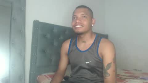 Snapshot of drako_monstercock chatting on December 5, 2024, 7:49 pm drako_monstercock online show from December 5, 2024, 7:49 pm