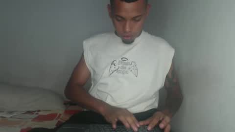 Snapshot of drako_monstercock chatting on December 12, 2024, 5:31 am drako_monstercock online show from December 12, 2024, 5:31 am