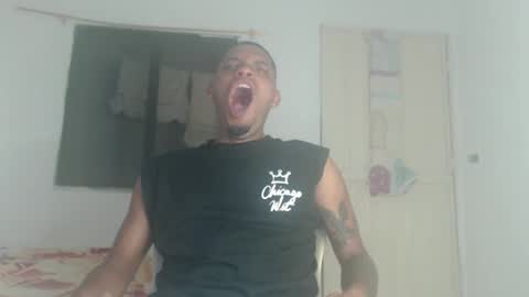 Snapshot of drako_monstercock chatting on December 23, 2024, 4:55 am drako_monstercock online show from December 23, 2024, 4:55 am