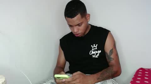 Snapshot of drako_monstercock chatting on January 23, 2025, 8:35 pm drako_monstercock online show from January 23, 2025, 8:35 pm