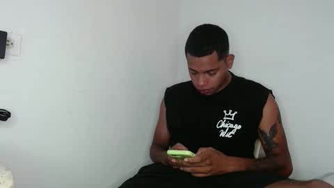 Snapshot of drako_monstercock chatting on March 9, 2025, 6:54 pm drako_monstercock online show from March 9, 2025, 6:54 pm