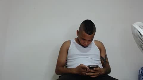 Snapshot of drako_monstercock chatting on February 24, 2026, 9:35 pm drako_monstercock online show from February 24, 2026, 9:35 pm