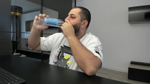 Snapshot of dravenpeak chatting on September 29, 2025, 5:56 am DravenPeak online show from September 29, 2025, 5:56 am