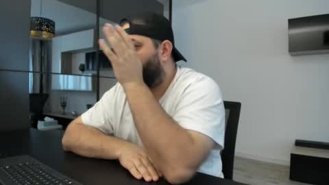 Snapshot of dravenpeak chatting on October 10, 2025, 2:16 pm DravenPeak online show from October 10, 2025, 2:16 pm