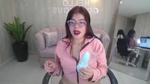Snapshot of draviana_a chatting on September 19, 2025, 3:08 am Draviana  online show from September 19, 2025, 3:08 am