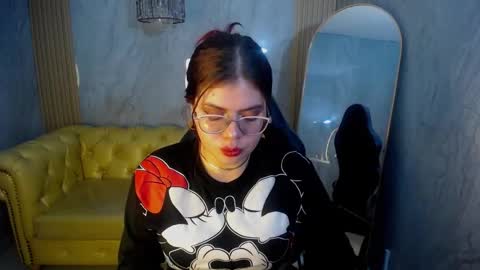 Draviana  online show from November 13, 2025, 3:05 am