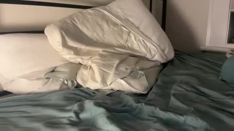 dre0000000 online show from November 14, 2025, 10:36 am