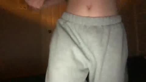 Snapshot of dream1girl_ chatting on March 4, 2025, 4:49 am ur dream girl online show from March 4, 2025, 4:49 am