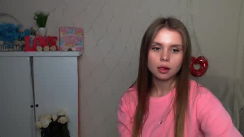 Mari online show from October 1, 2025, 10:54 am