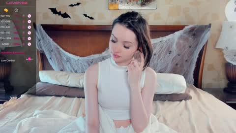 Snapshot of dream_melody chatting on October 30, 2025, 8:42 pm Hi Im Monika Welcome to my room online show from October 30, 2025, 8:42 pm