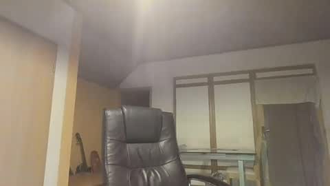 Snapshot of dreambob chatting on June 21, 2026, 11:07 pm Dreambob online show from June 21, 2026, 11:07 pm