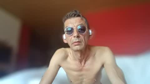 Snapshot of dreambob chatting on July 12, 2026, 10:39 am Dreambob online show from July 12, 2026, 10:39 am