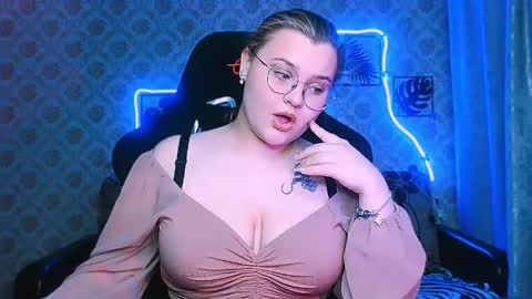 dreamforyoue2 online show from April 29, 2026, 7:42 pm