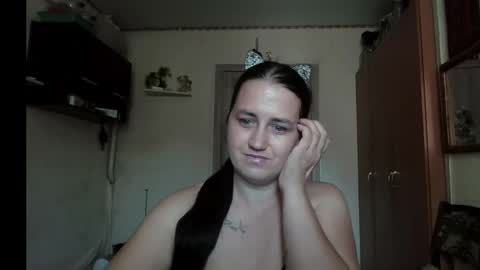 Snapshot of dreamiebelle chatting on September 19, 2025, 8:27 am dreamiebelle online show from September 19, 2025, 8:27 am