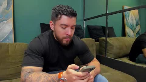 Snapshot of dreammr1 chatting on October 3, 2025, 3:31 pm cris online show from October 3, 2025, 3:31 pm