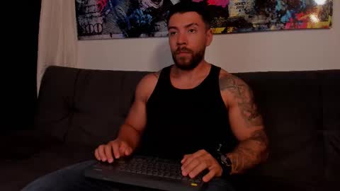 Snapshot of dreammr1 chatting on February 14, 2026, 8:05 pm cris online show from February 14, 2026, 8:05 pm