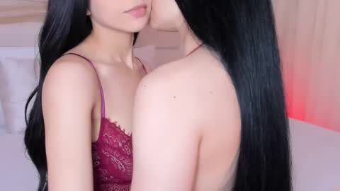 Snapshot of dreamsgirl18 chatting on September 28, 2025, 8:36 pm Evablonde Abby black hair online show from September 28, 2025, 8:36 pm
