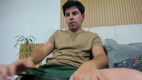 Diego online show from November 19, 2025, 3:39 am