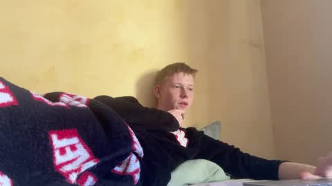 Snapshot of dreamy_devi1 chatting on April 6, 2026, 1:23 pm dreamy_devi1 online show from April 6, 2026, 1:23 pm