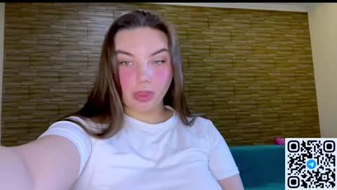 Mila online show from May 5, 2026, 7:05 am