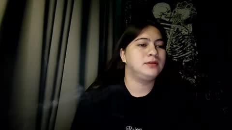 dreamycreamyst online show from January 26, 2025, 4:09 pm