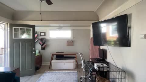 RIRI OR DREAMY online show from November 23, 2025, 5:24 pm