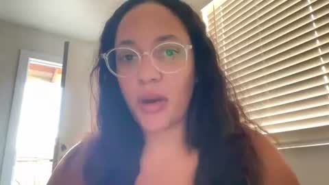 RIRI OR DREAMY online show from July 19, 2026, 3:27 pm